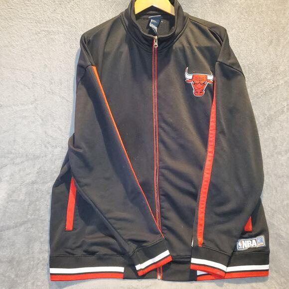 Vintage Chicago Bulls NBA Track Jacket Zip Up Black Red XL Retro Basketball Warm - Picture 1 of 11